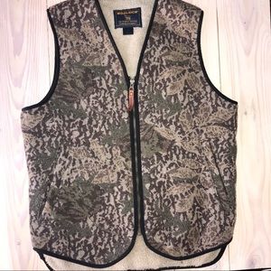 Woolrich wool and fleece zip vest
